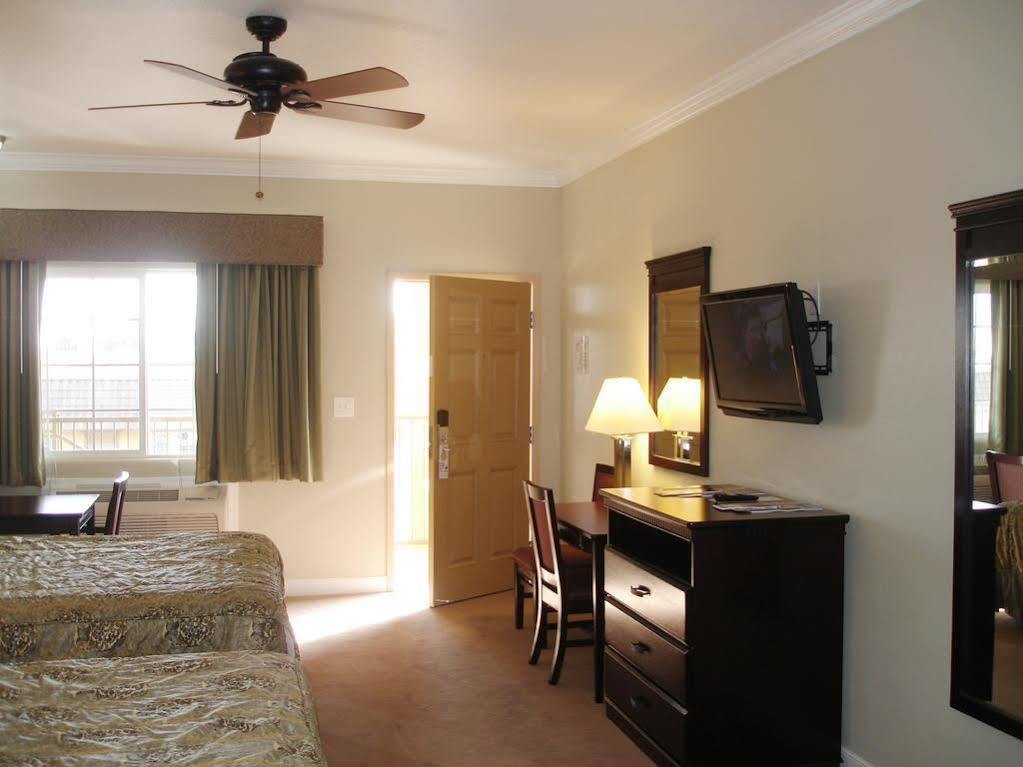 Rodeo Lodge Clovis Exterior foto